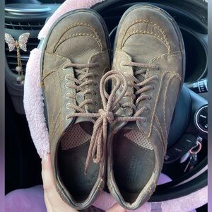 Born brown leather shoes